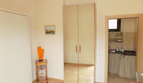 Studio (2 Adults)