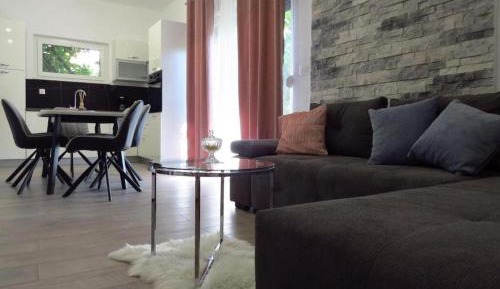 Three-Bedroom Apartment with Terrace