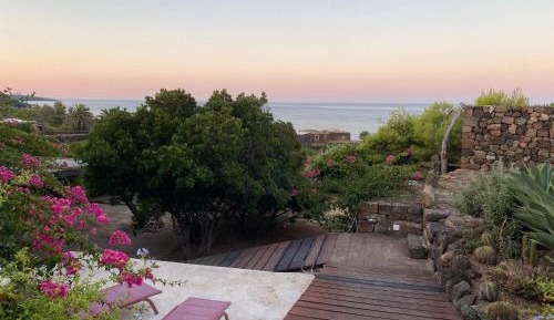 Villa - Beach Front