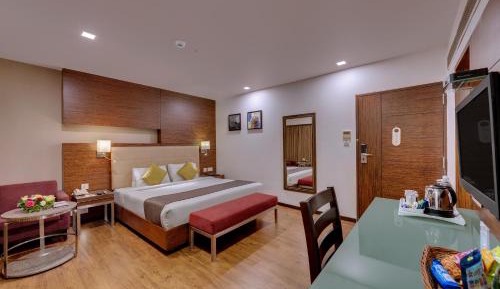 Suite with Hot Tub (10% off on Laundry, 10% off on F&B, Complimentary Drivers accommodations)