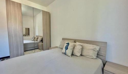 Superior One-Bedroom Apartment with Balcony