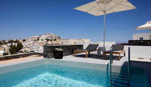 Suite with Private Pool