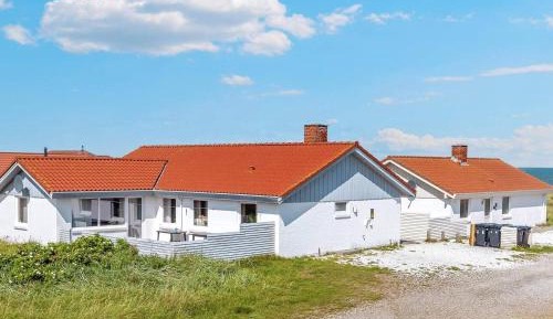Four-Bedroom Holiday Home