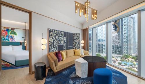 One-Bedroom Junior Studio Suite