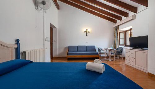Standard Twin Room with Sofa