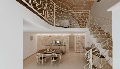 Two-Bedroom Deluxe Apartment