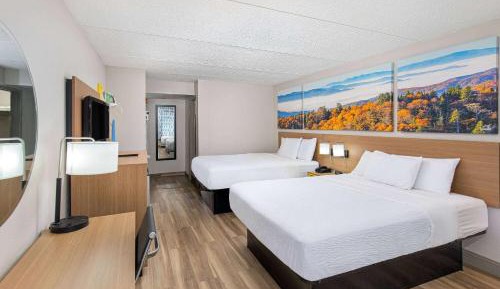 Double Room with Two Double Beds - Non-Smoking