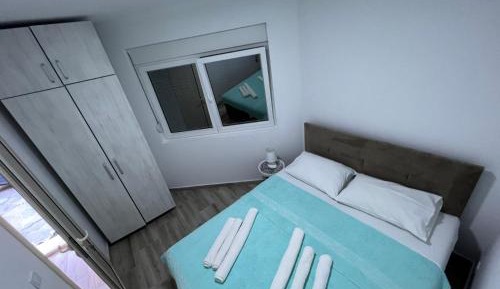 One-Bedroom Apartment with Terrace