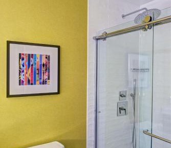 King Room with Partial Water View