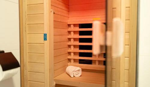 Three-Bedroom Apartment with sauna