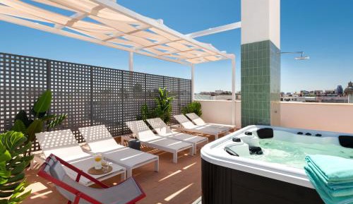 Two-Bedroom Apartment. First floor. No terrace.
