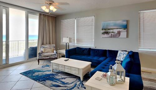 Three-Bedroom Apartment with Ocean View