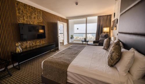 Dead sea suite