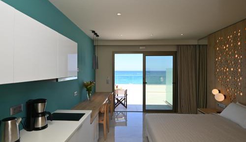 Studio with Sea View