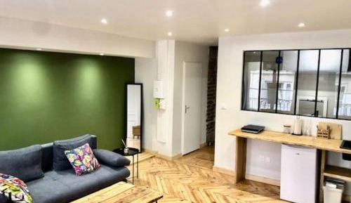 One-Bedroom Apartment