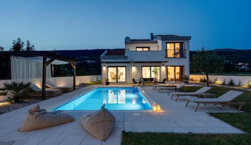 Villa with Private Pool