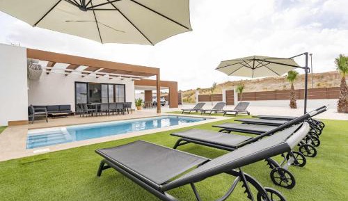 Deluxe Villa