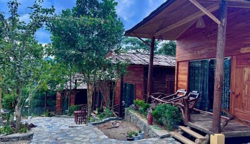 Bungalow with Patio