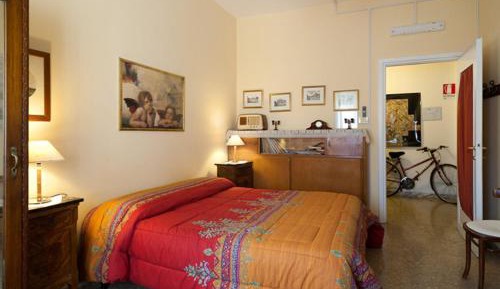 Double Room with Shared Bathroom