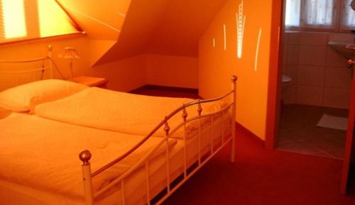 Large Two-Bedroom Apartment with Balcony