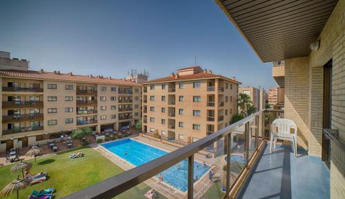 One-Bedroom Apartment (2 Adults + 1 Child) with pool view