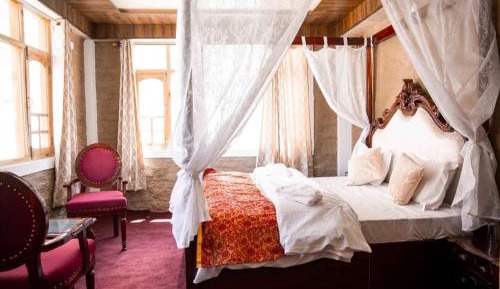 Superior Queen Room