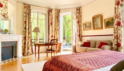 Superior Double or Twin Room with Terrace