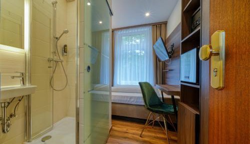 Small Single Room