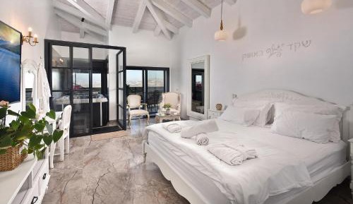 Suite with Private Pool