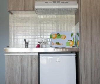 Studio (4 Adults)