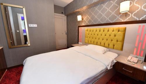 Large Single Room