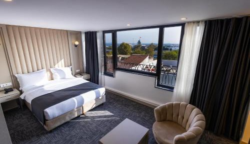 Suite with Sea View