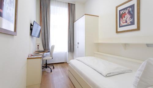 Deluxe Single Room