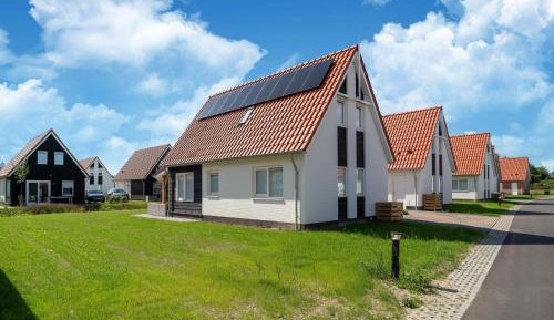 Three-Bedroom Holiday Home 