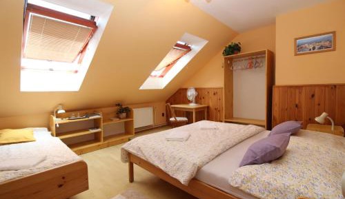 Triple Room with Private Bathroom