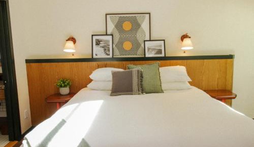 Standard King Room