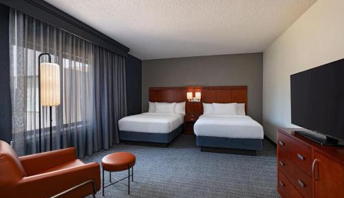 One-Bedroom Suite with Two Double Beds and Sofa Bed