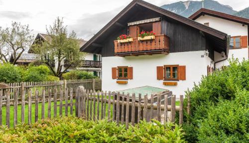 Superior One-Bedroom Apartment with Balcony