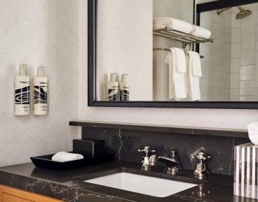 King Room with Roll-In Shower - Disability Access