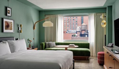 Deluxe King Room