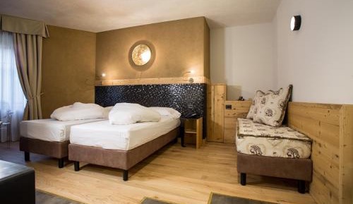 Deluxe Junior Suite