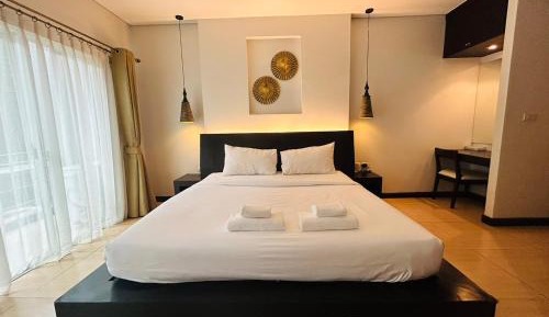 Deluxe King Room