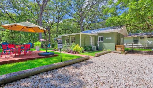 One-Bedroom Holiday Home