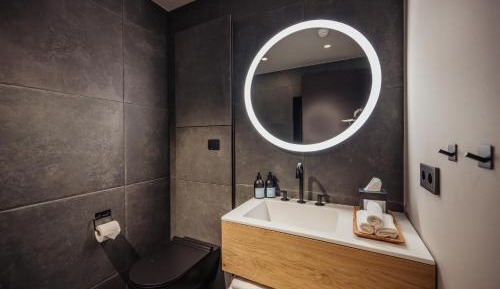 Highland Base Suite