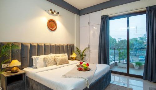 One-Bedroom Apartment