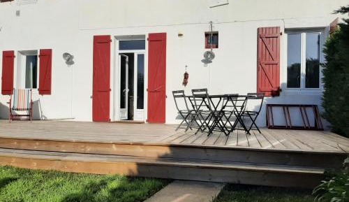Holiday Home (6 Adults)
