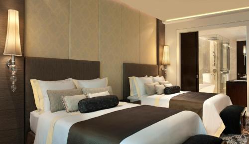 Deluxe Guest Room