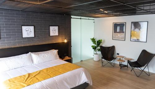 Superior King Room