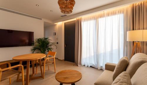 Superior Suite 