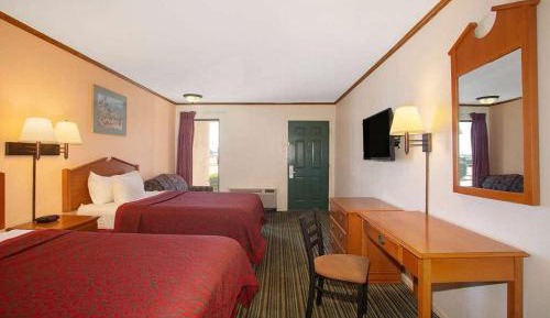 Queen Room